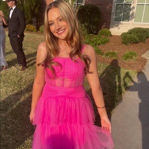 Meet your Posher, Emily